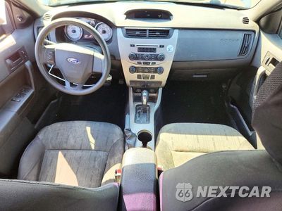 Zdjęcie 8 z 12 samochodu: 2010 FORD FOCUS SE VIN:1FAHP3FN8AW207341 - miniatura