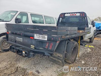 Trzecie zdjęcie samochodu z tyłu: 2022 CHEVROLET SILVERADO C3500 VIN:1GB3WRE76NF182477 - miniatura