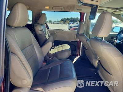 Zdjęcie 11 z 14 samochodu: 2017 TOYOTA SIENNA XLE 8-PASSENGER VIN:5TDYZ3DC6HS816718 - miniatura