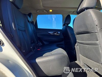 Zdjęcie 11 z 13 samochodu: 2016 NISSAN ROGUE SL VIN:5N1AT2MT9GC915140 - miniatura