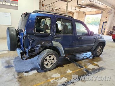 Trzecie zdjęcie samochodu z tyłu: 2006 JEEP LIBERTY SPORT VIN:1J4GL48KX6W179487 - miniatura