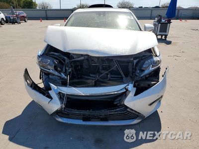 Piąte zdjęcie samochodu w środku: 2018 LEXUS ES 350 VIN:58ABK1GG1JU103440 - miniatura