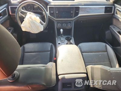 Zdjęcie 8 z 14 samochodu: 2021 VOLKSWAGEN ATLAS CROSS SPORT SE VIN:1V2JC2CAXMC219448 - miniatura