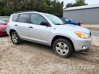 Czwarte zdjęcie samochodu z boku: 2007 TOYOTA RAV4 BASE VIN:JTMBD33V075107164 - miniatura