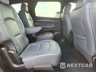 Zdjęcie 11 z 14 samochodu: 2022 BUICK ENCLAVE ESSENCE VIN:5GAERBKW9NJ181630 - miniatura