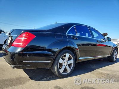 Trzecie zdjęcie samochodu z tyłu: 2010 MERCEDES-BENZ S 550 VIN:WDDNG7BB5AA322238 - miniatura