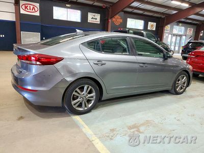 Trzecie zdjęcie samochodu z tyłu: 2018 HYUNDAI ELANTRA SEL VIN:5NPD84LF7JH306585 - miniatura