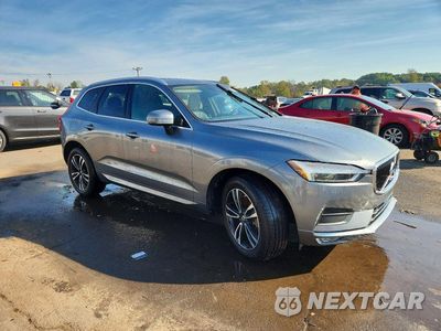 Czwarte zdjęcie samochodu z boku: 2020 VOLVO XC60 T6 MOMENTUM VIN:YV4A22RK6L1584933 - miniatura