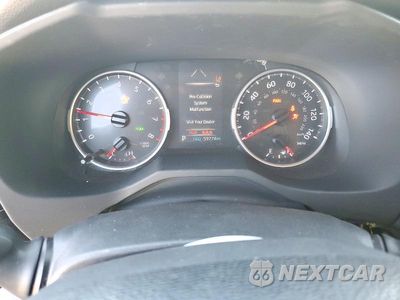 Zdjęcie 9 z 13 samochodu: 2019 TOYOTA RAV4 XLE VIN:JTMW1RFV1KD040968 - miniatura