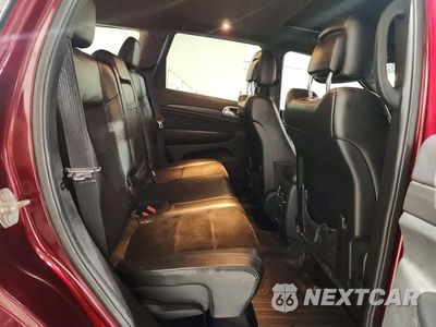 Zdjęcie 11 z 14 samochodu: 2018 JEEP GRAND CHEROKEE LAREDO VIN:1C4RJFAG0JC250955 - miniatura