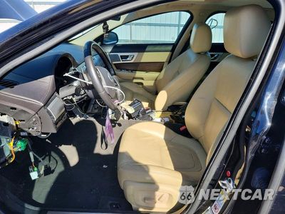 Zdjęcie 7 z 12 samochodu: 2013 JAGUAR XF VIN:SAJWJ0EF8D8S89318 - miniatura