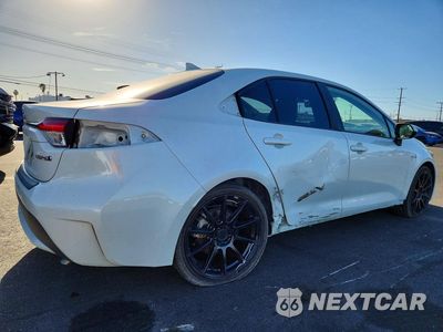 Trzecie zdjęcie samochodu z tyłu: 2020 TOYOTA COROLLA LE VIN:JTDEBRBE2LJ001193 - miniatura