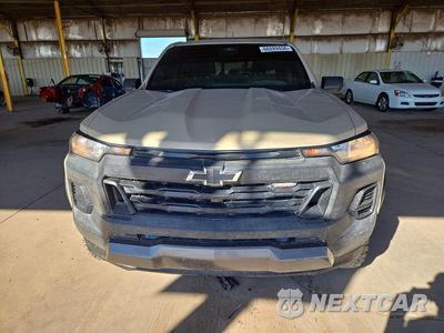 Piąte zdjęcie samochodu w środku: 2024 CHEVROLET COLORADO TRAIL BOSS VIN:1GCPTEEK4R1141464 - miniatura