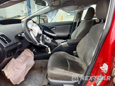 Zdjęcie 7 z 12 samochodu: 2014 TOYOTA PRIUS TWO VIN:JTDKN3DU7E0393916 - miniatura