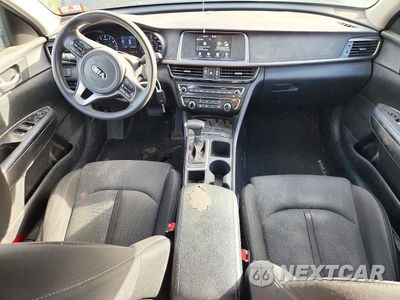 Zdjęcie 8 z 12 samochodu: 2018 KIA OPTIMA LX VIN:KNAGT4L39J5233248 - miniatura