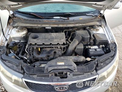 Zdjęcie 11 z 12 samochodu: 2010 KIA FORTE EX VIN:KNAFU4A21A5849707 - miniatura