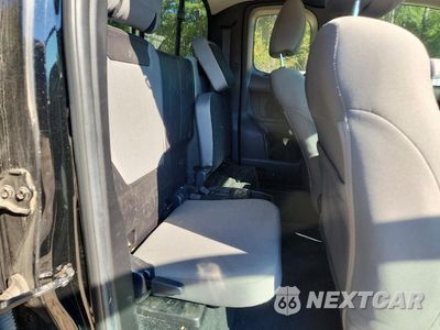 Zdjęcie 10 z 12 samochodu: 2022 TOYOTA TACOMA SR5 V6 VIN:3TYSZ5AN7NT095199 - miniatura