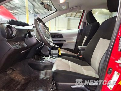 Zdjęcie 7 z 12 samochodu: 2012 TOYOTA PRIUS C TWO VIN:JTDKDTB32C1501055 - miniatura