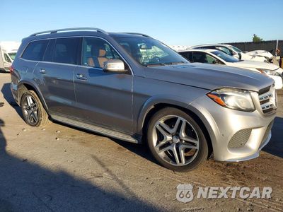 Czwarte zdjęcie samochodu z boku: 2017 MERCEDES-BENZ GLS 550 4MATIC VIN:4JGDF7DE5HA745911 - miniatura