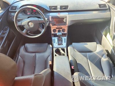 Zdjęcie 8 z 12 samochodu: 2007 VOLKSWAGEN PASSAT VIN:WVWJK73C97P116473 - miniatura