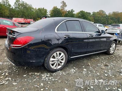 Trzecie zdjęcie samochodu z tyłu: 2019 MERCEDES-BENZ C 300 4MATIC VIN:55SWF8EB5KU290191 - miniatura