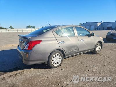 Trzecie zdjęcie samochodu z tyłu: 2016 NISSAN VERSA 1.6 SV VIN:3N1CN7AP1GL846432 - miniatura