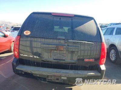 Zdjęcie 6 z 13 samochodu: 2014 GMC YUKON XL C1500 SLT VIN:1GKS1KE04ER233994 - miniatura