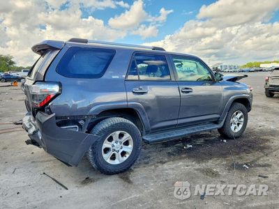 Trzecie zdjęcie samochodu z tyłu: 2019 TOYOTA 4RUNNER SR5 PREMIUM VIN:JTEBU5JR3K5689847 - miniatura