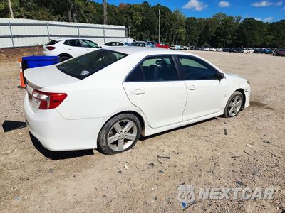 Trzecie zdjęcie samochodu z tyłu: 2013 TOYOTA CAMRY SE VIN:4T1BF1FK1DU217122 - miniatura