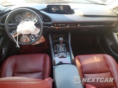 Zdjęcie 8 z 13 samochodu: 2023 MAZDA 3 PREFERRED VIN:3MZBPBCM0PM365281 - miniatura