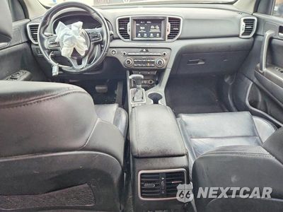 Zdjęcie 8 z 13 samochodu: 2017 KIA SPORTAGE EX VIN:KNDPNCAC0H7157783 - miniatura