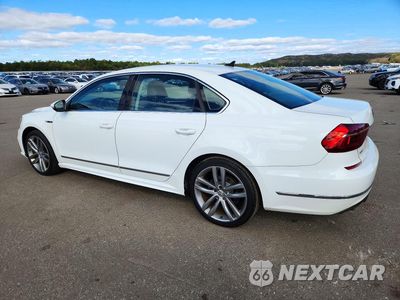 Drugie zdjęcie samochodu z przodu: 2017 VOLKSWAGEN PASSAT VIN:1VWDT7A33HC015559 - miniatura