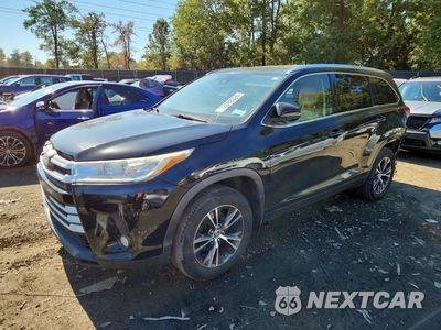 2017 TOYOTA HIGHLANDER XLE 5TDJZRFH9HS445325 - główne zdjęcie licytacji z USA - miniatura