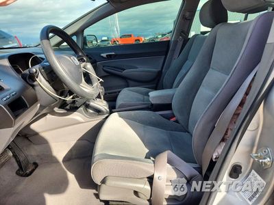 Zdjęcie 7 z 12 samochodu: 2011 HONDA CIVIC LX VIN:2HGFA1F52BH307329 - miniatura