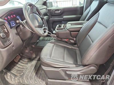 Zdjęcie 7 z 12 samochodu: 2023 CHEVROLET SILVERADO C1500 VIN:3GCNAAEK3PG365667 - miniatura