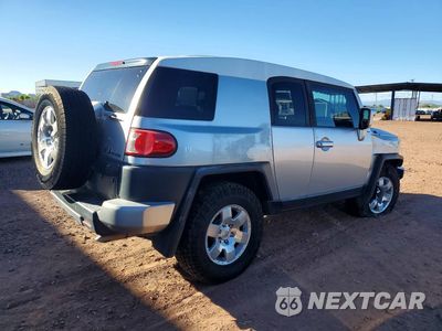 Trzecie zdjęcie samochodu z tyłu: 2007 TOYOTA FJ CRUISER BASE VIN:JTEZU11F270014265 - miniatura
