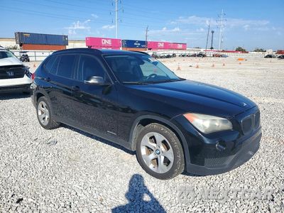Czwarte zdjęcie samochodu z boku: 2014 BMW X1 SDRIVE28I VIN:WBAVM1C56EVW55455 - miniatura