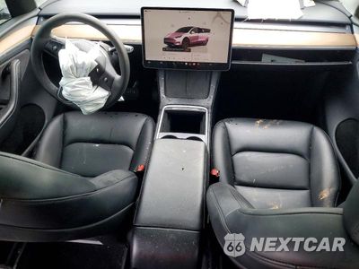 Zdjęcie 8 z 12 samochodu: 2025 TESLA MODEL Y VIN:7SAYGDEE1SA337081 - miniatura