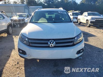 Piąte zdjęcie samochodu w środku: 2016 VOLKSWAGEN TIGUAN S VIN:WVGAV7AX4GW589874 - miniatura