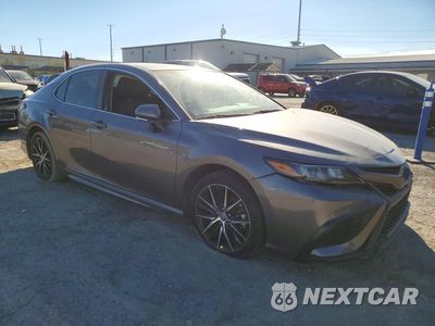 Czwarte zdjęcie samochodu z boku: 2023 TOYOTA CAMRY SE VIN:4T1S11AK7PU186372 - miniatura