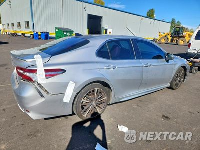 Trzecie zdjęcie samochodu z tyłu: 2018 TOYOTA CAMRY XSE V6 VIN:4T1BZ1HK6JU501782 - miniatura