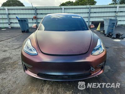 Piąte zdjęcie samochodu w środku: 2021 TESLA MODEL 3 VIN:5YJ3E1EAXMF092800 - miniatura