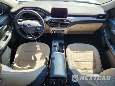 Zdjęcie 8 z 13 samochodu: 2021 FORD ESCAPE SE VIN:1FMCU0G66MUA32053 - miniatura