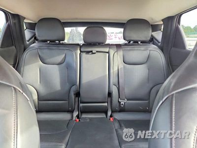 Zdjęcie 10 z 13 samochodu: 2023 KIA EV6 WIND VIN:KNDC34LA9P5126810 - miniatura