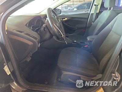 Zdjęcie 7 z 12 samochodu: 2017 FORD FOCUS SE VIN:1FADP3F20HL210850 - miniatura