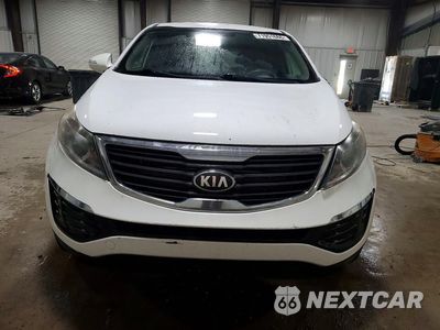 Piąte zdjęcie samochodu w środku: 2013 KIA SPORTAGE LX VIN:KNDPBCA23D7485712 - miniatura