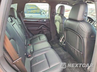 Zdjęcie 11 z 13 samochodu: 2014 PORSCHE CAYENNE VIN:WP1AA2A24ELA91940 - miniatura