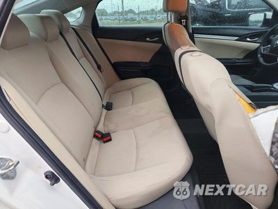 Zdjęcie 10 z 12 samochodu: 2018 HONDA CIVIC LX VIN:2HGFC2F51JH530122 - miniatura