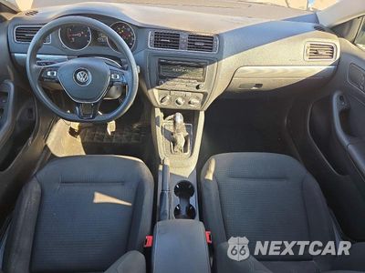 Zdjęcie 8 z 12 samochodu: 2015 VOLKSWAGEN JETTA SE VIN:3VWD17AJ2FM305047 - miniatura