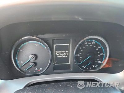 Zdjęcie 9 z 13 samochodu: 2017 TOYOTA RAV4 HYBRID XLE VIN:JTMRJREV8HD059783 - miniatura